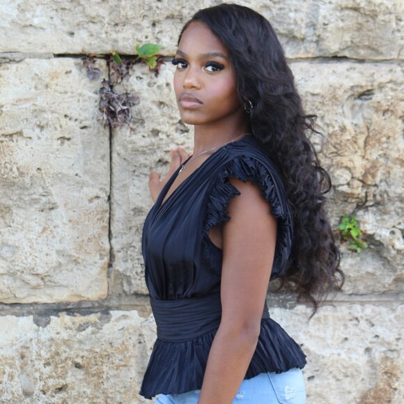 SMALL Black Pleated V Cut Top - Picture 2 of 3